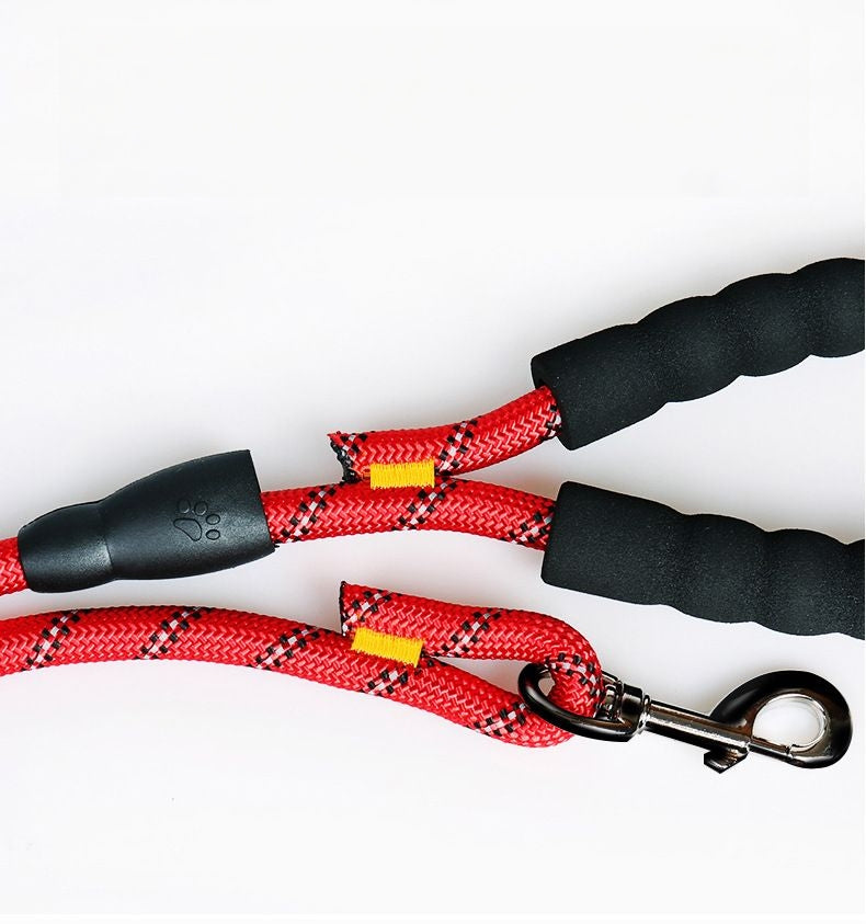 1x Dog Leash Reflective 2M Length 1.2cm DiameterIdeal Dog Walking Companion