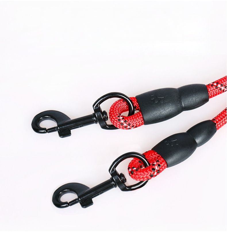 1x Dog Leash Reflective 2M Length 1.2cm DiameterIdeal Dog Walking Companion